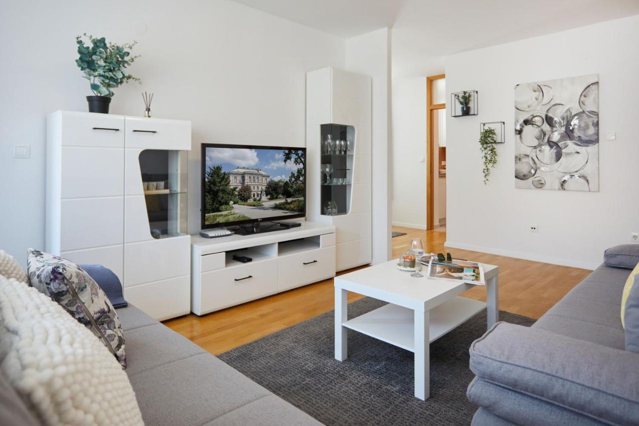 Spacious 2Bdr Apartment Near Business District Zagreb Luaran gambar