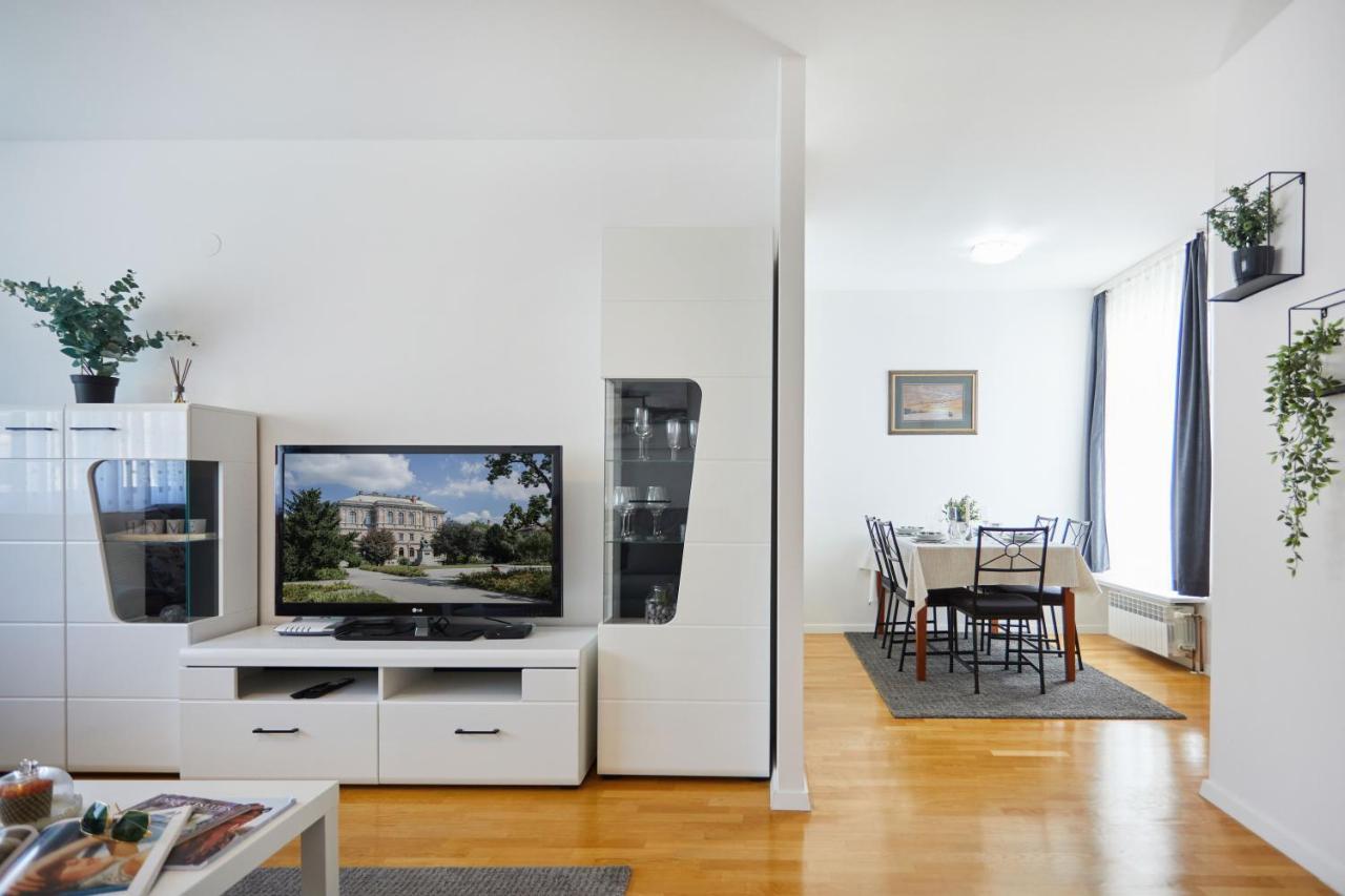 Spacious 2Bdr Apartment Near Business District Zagreb Luaran gambar